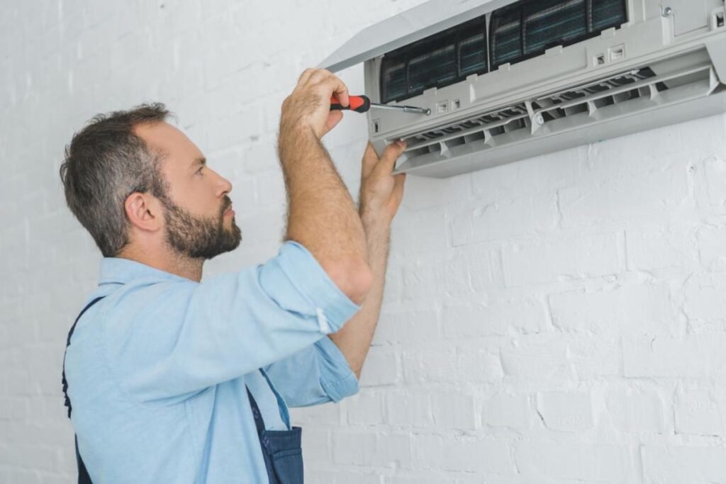 AC Cleaning vs AC Servicing
